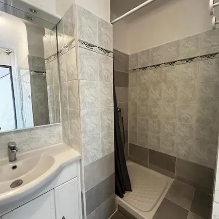 Avec 3 Chambres * Hyères