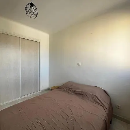 Avec 3 Chambres Appartement *