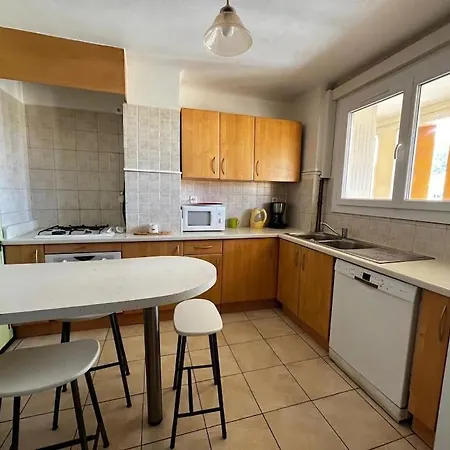 Avec 3 Chambres * Hyères